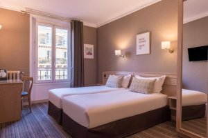 Paris Hotel Booking