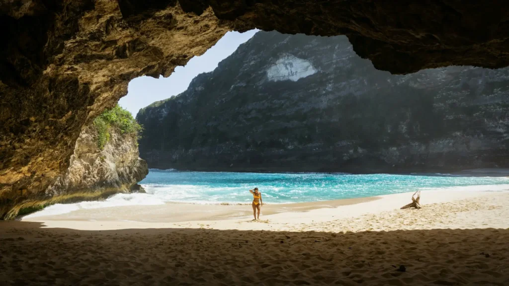 Kelingking Beach, Bunga Mekar, Klungkung Regency, Bali, Indonesia