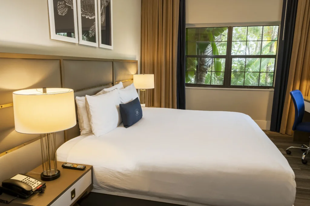Room Types and Amenities San Juan Hotel South Beach
