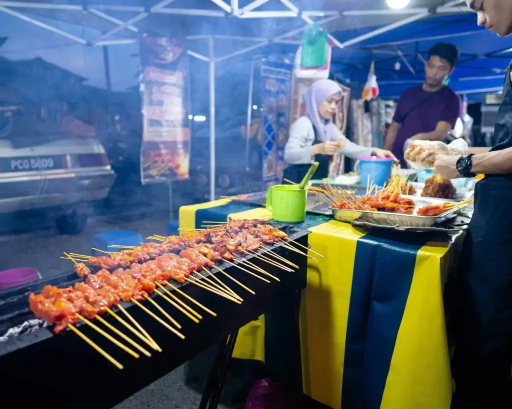 Eating at Local Markets